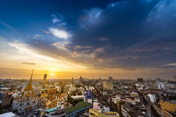 istock Bangkok metropolis cityscape 695186388