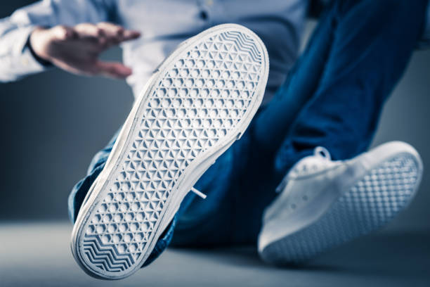 istock Men wearing sneakers 695467316
