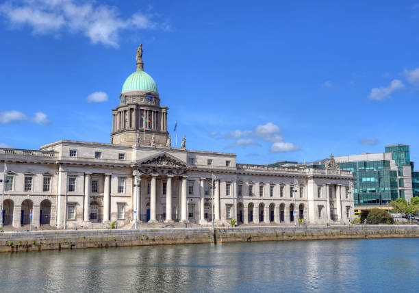 istock The Custom House in Dublin, Ireland 695558266