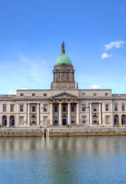 istock The Custom House in Dublin, Ireland 695558594