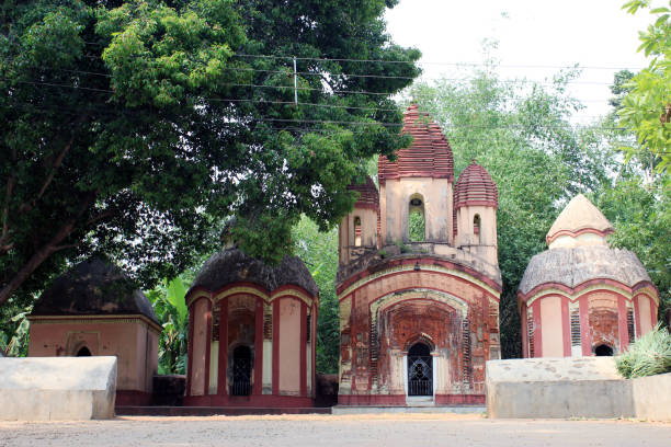 istock Old Lord Shiva Temple at Bardhaman. 695561220