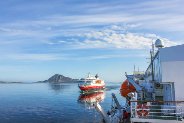 hurtigruten ms richard with - norwegian coin imagens e fotografias de stock