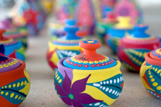 istock Cuban art painted pottery 695608112