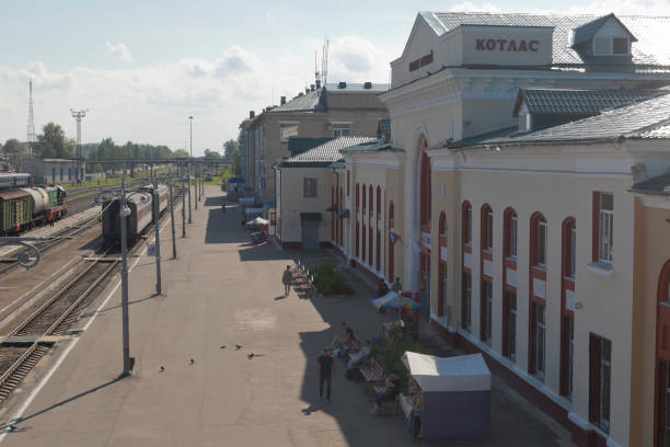 Railway station "Kotlas Southern" Arkhangelsk region Kotlas, Arkhangelsk region, Russia - August 12, 2016: Railway station "Kotlas Southern" Arkhangelsk region kotlas stock pictures, royalty-free photos & images