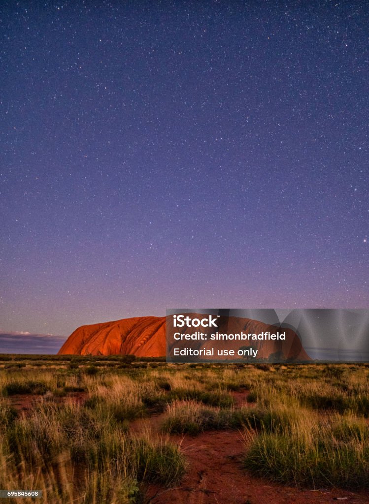 Uluru ciel de nuit - Photo de Uluru libre de droits