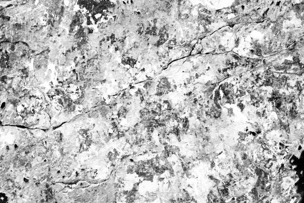 istock Wall fragment with scratches and cracks 695877350