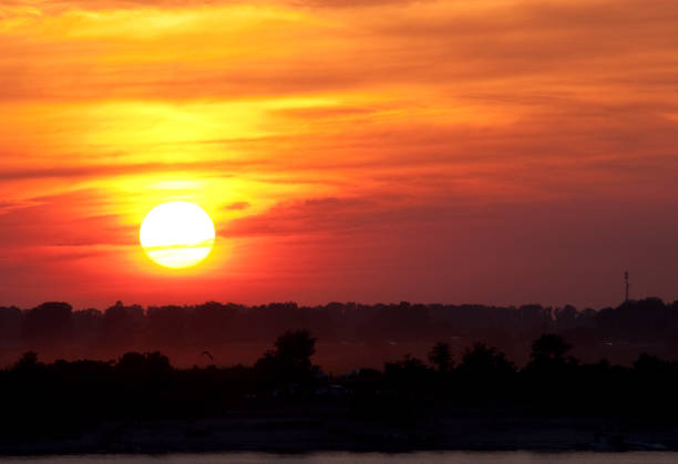 istock Sunset on the Mississippi 695888954