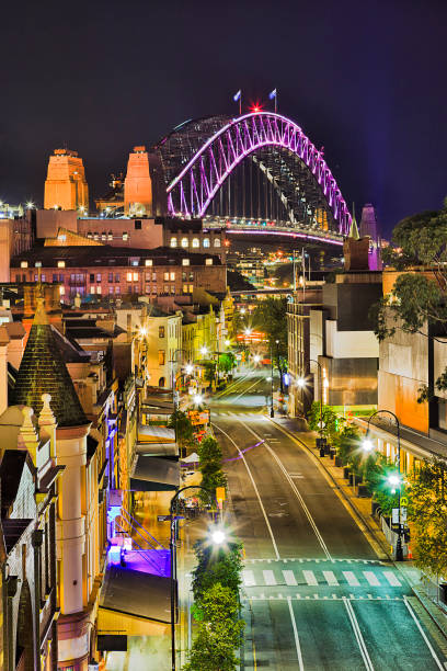 istock Sy Vivid 17 Br The Rocks Vert 696141256