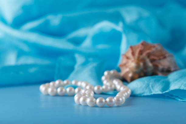 Shell and pearl necklace