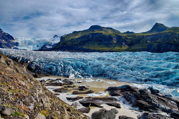 istock Svinafellsjokull glacier in Iceland 696243356
