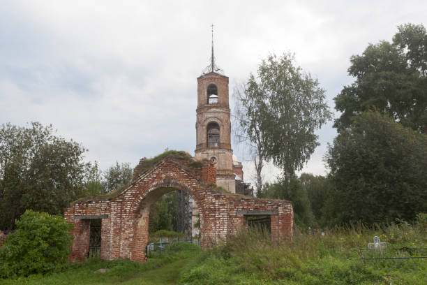 Restored church of Basil the Great in Vasilievsky near the village of Koumikha, Kotlas district, Arkhangelsk region Koumikha, Kotlas district, Arkhangelsk region, Russia - August 12, 2016: Restored church of Basil the Great in Vasilievsky near the village of Koumikha, Kotlas district, Arkhangelsk region kotlas stock pictures, royalty-free photos & images