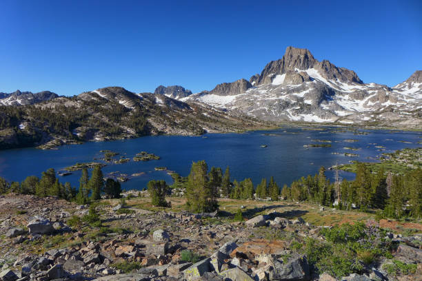 istock Thousand Island Lake, John Muir Trail 696296438