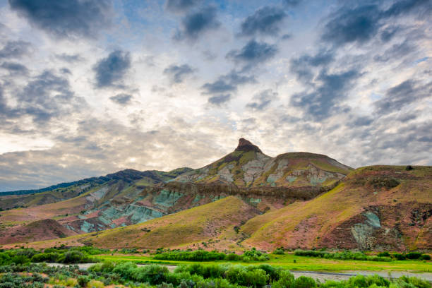 istock Sheep Rock John Day Fossil Beds 696342828