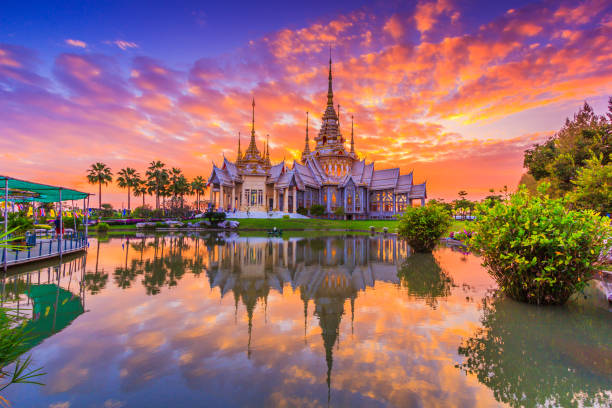 Landmark wat thai, sunset in temple at Wat None Kum in Nakhon Ratchasima province Thailand Landmark wat thai, sunset in temple at Wat None Kum in Nakhon Ratchasima province Thailand Korat stock pictures, royalty-free photos & images