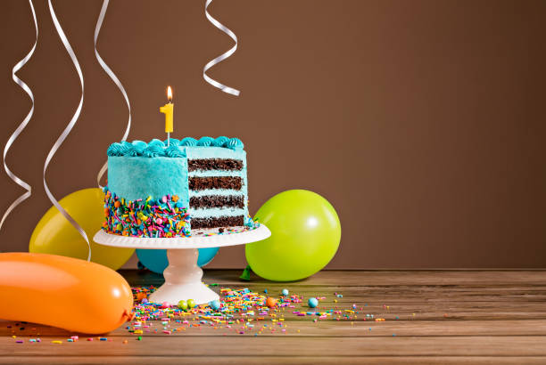 torta di primo compleanno - first birthday foto e immagini stock