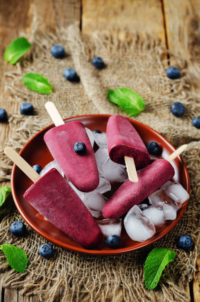 istock Blueberry Ice cream with fresh blueberries and ices 696517298
