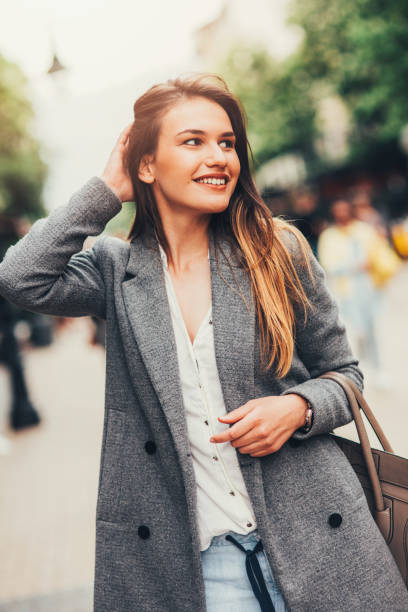 istock City girl 696526270