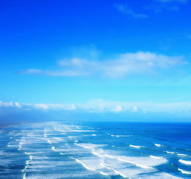istock Surf, waves, white water, all the way to infinity 696535604