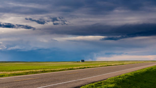 paisagens de pradaria - prairie agriculture cloud cloudscape - fotografias e filmes do acervo