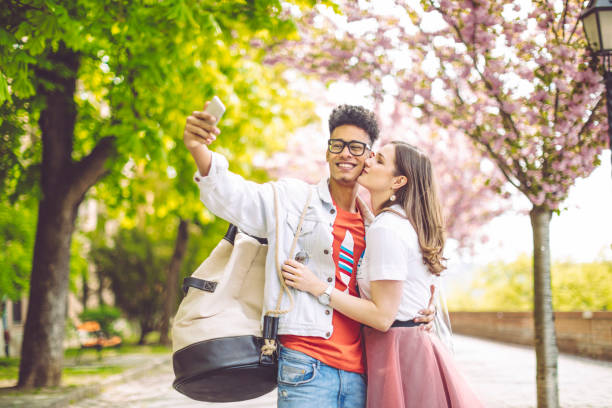 istock Young couple spending time together in the city 696613880