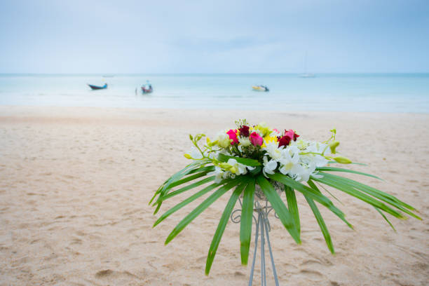 istock floral arrangements and decoration. 696650898