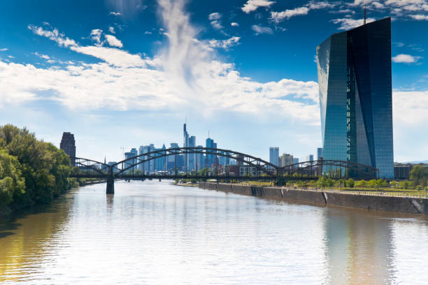 istock Skyline Banking District Frankfurt Germany 696666314