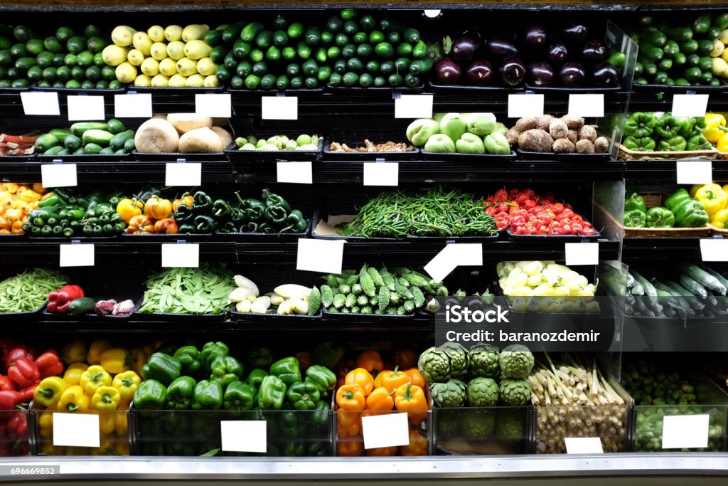 Bio-Obst und Gemüse in einem Supermarkt - Lizenzfrei Supermarkt Stock-Foto