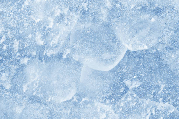 氷の背景テクスチャです。さまざまな形や亀裂と氷します。 - icicle ice textured arctic ストックフォトと画像