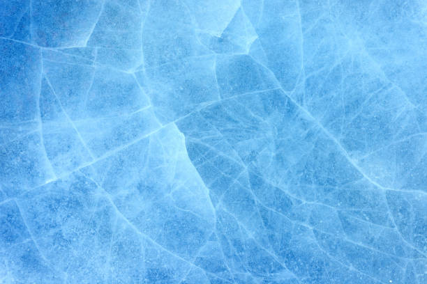 氷の背景テクスチャです。さまざまな形や亀裂と氷します。 - icicle ice textured arctic ストックフォトと画像