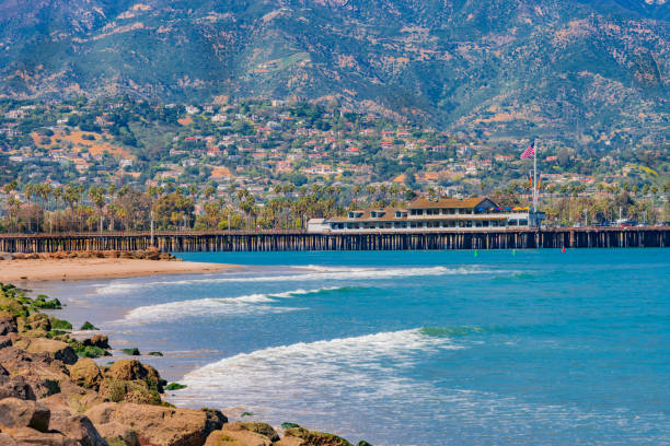 istock Santa Barbara Harbor with mountains and Stearns Wharf (P) 696807164