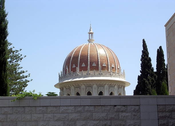 istock Haifa Bahai Gardens Golden dome 2003 696819862