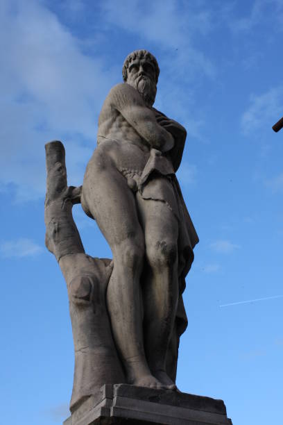 istock Dark Statue on the bridge in Florence, italy 696888634