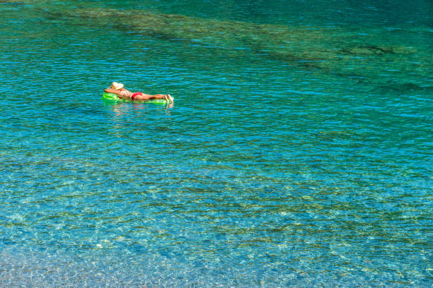 istock Holiday at sea 696912668