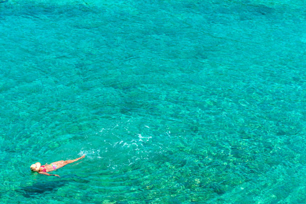 istock Holiday at sea 696919738