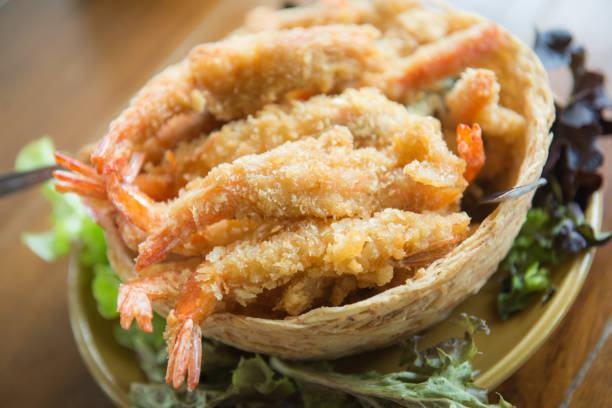 istock Fried shrimp and bread crumbs 696940626