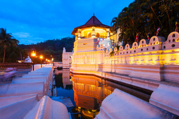 istock Sacred Tooth Relic Temple 696977082