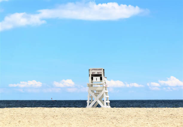 istock Lifeguard Stand on the Beach 697044204