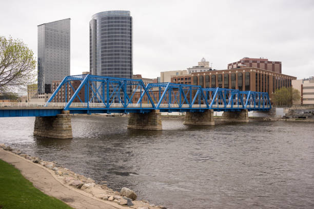 istock Grand Rapids Michigan Downtown City Skyline Waterfront Bridge 697077574