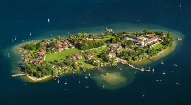 The Fraueninsel - sometimes called Frauenchiemsee - is the second of the three islands on the Chiemsee. It measures only 600 meter x 300 meter and is home to a population of around 300.