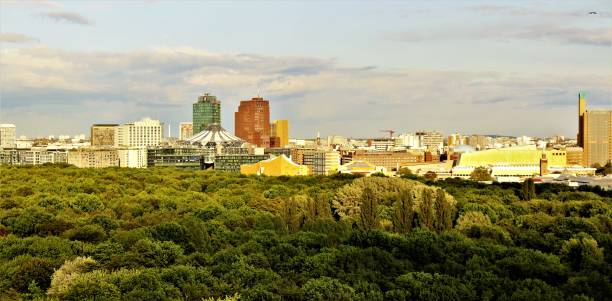 istock 360 degrees over the Obelisk of Victory in Berlin. 697083752