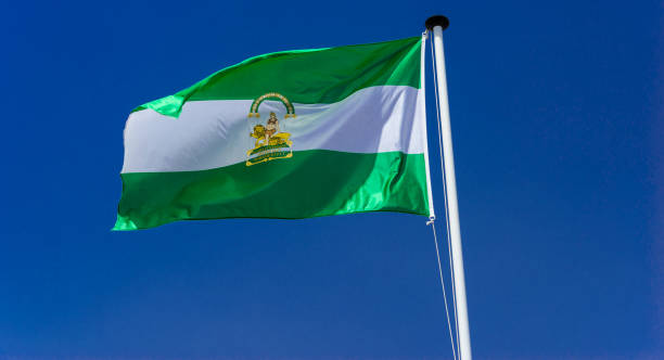 bandiera della comunità autonoma dell'andalusia . inverso - bandera foto e immagini stock