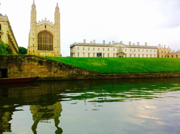 istock Kings College on the Water 697200924