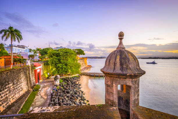 san juan ,puerto rico - capital city trail ストックフォトと画像