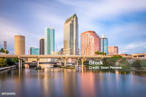 De Tampa Florida Eeuu Foto de stock y más banco de imágenes de Tampa - Tampa,  Panorama urbano, Florida - Estados Unidos - iStock