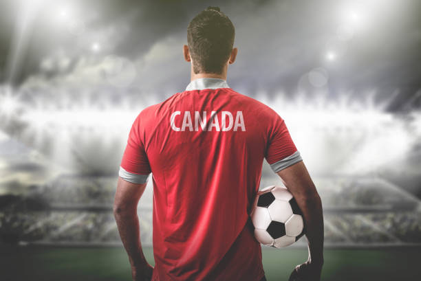 ventilador canadiense / jugador del deporte en uniforme celebrando - canadian football fotografías e imágenes de stock