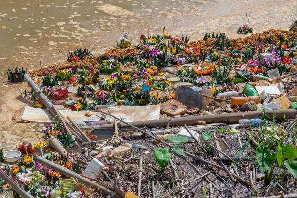 istock Loy Krathong festival, 697308262