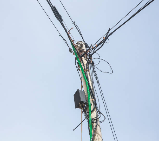 istock chaotic electric installation in south europe 697387222