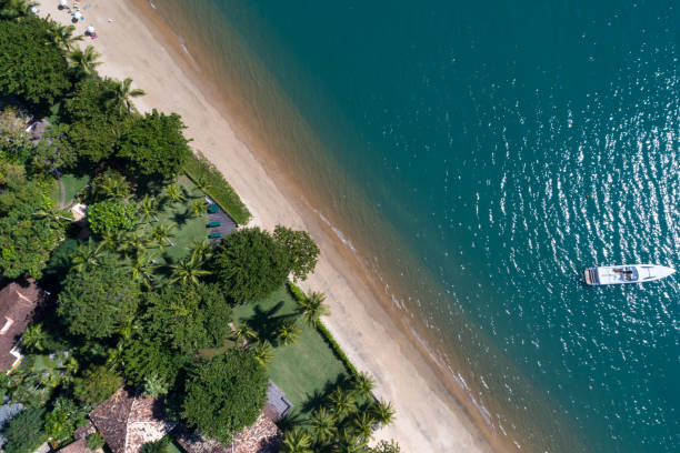 istock Top view of an Island 697433800