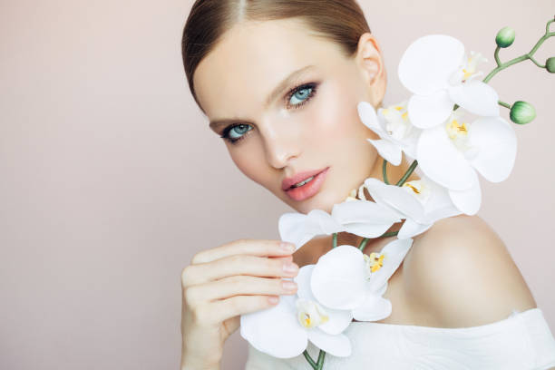 istock Beautiful girl 697749900
