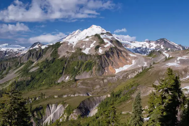 View of the snow-capped Mount Baker volcano in northern Washington, USA